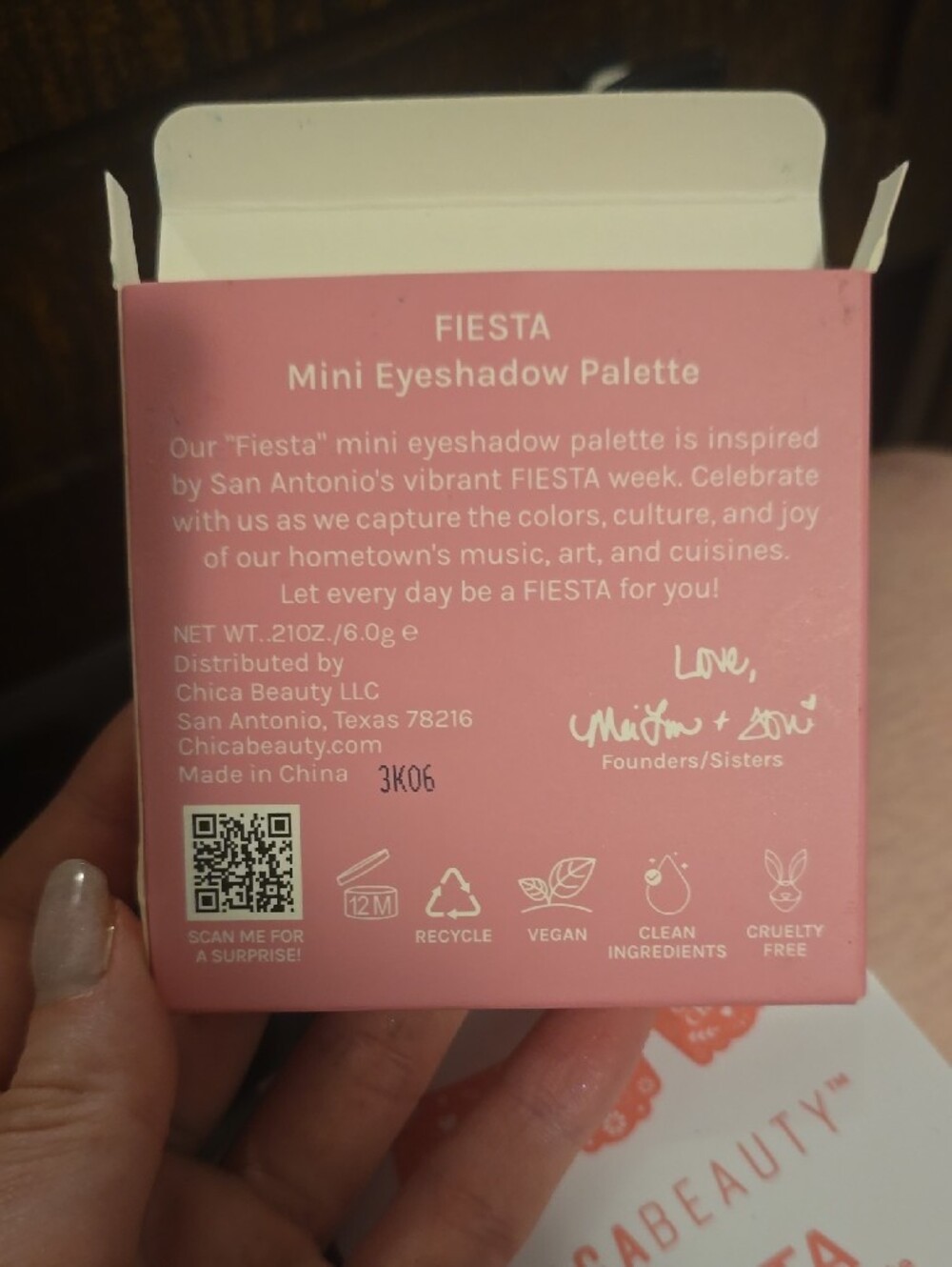 Fiesta Mini Eyeshadow Palette - Pink - Picture 4 of 4